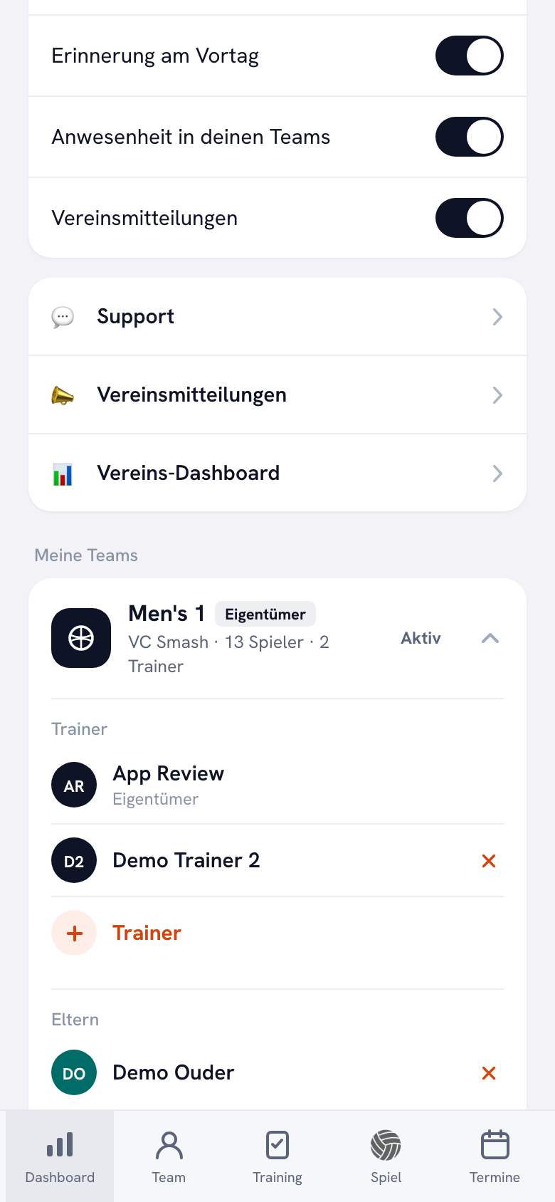 Profilbildschirm in der Koach-App mit dem Zugang zum Vereins-Dashboard und darunter einem Team mit seinen Trainern und einem Elternteil