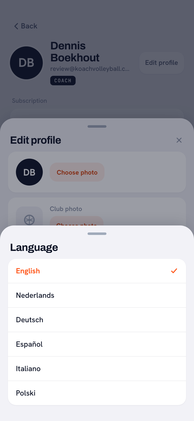 The language setting in the Koach app: choosing from six languages