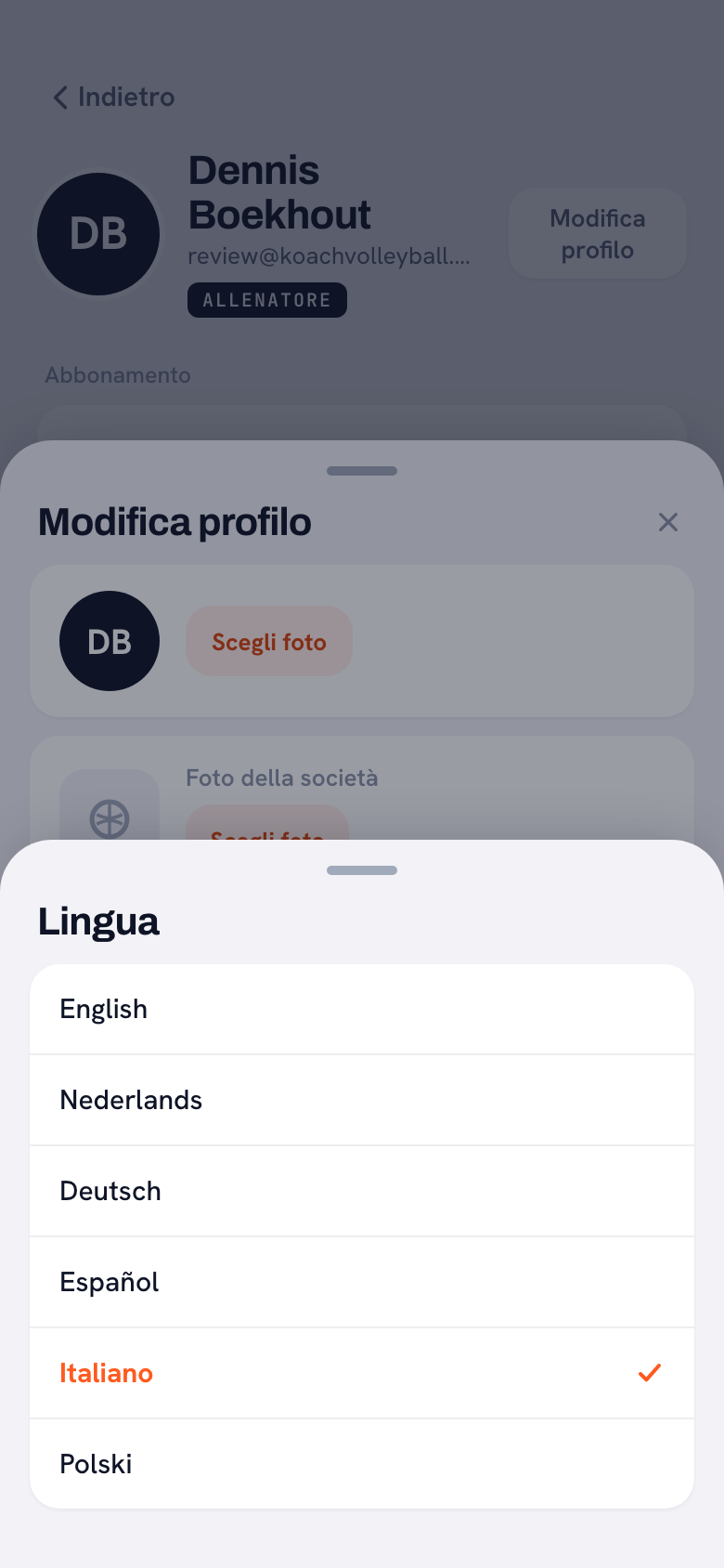 L'impostazione della lingua nell'app Koach: la scelta tra sei lingue