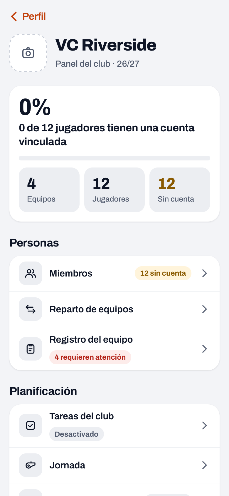 Panel del club en Koach con las casillas Equipos, Jugadores y Sin cuenta y en Planificación las filas Tareas del club y Jornada