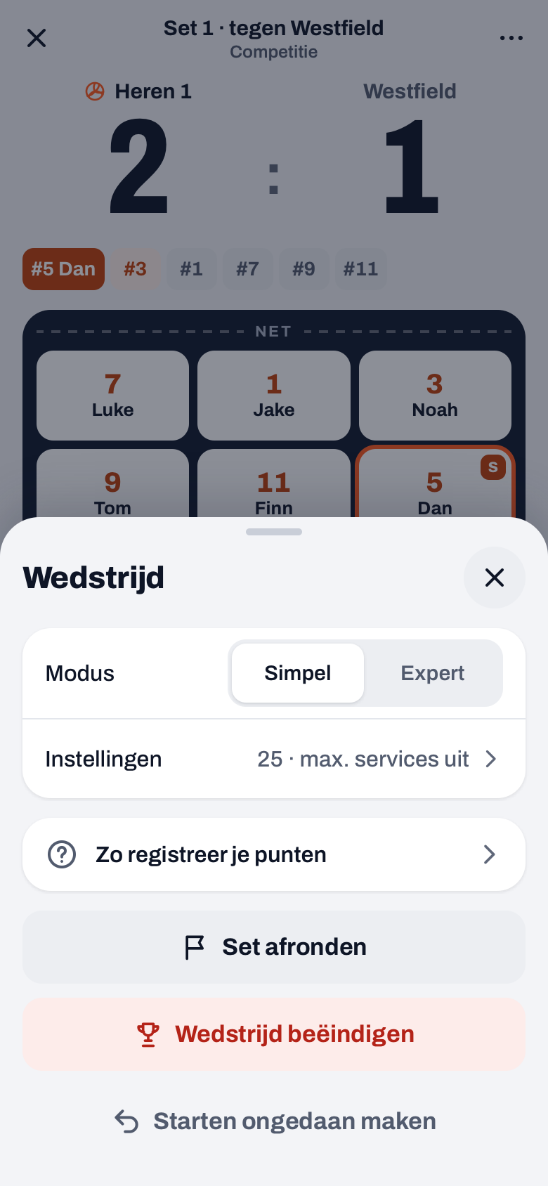 Blad Wedstrijd in het Meer-menu met Modus Simpel of Expert, Instellingen, Set afronden en Starten ongedaan maken