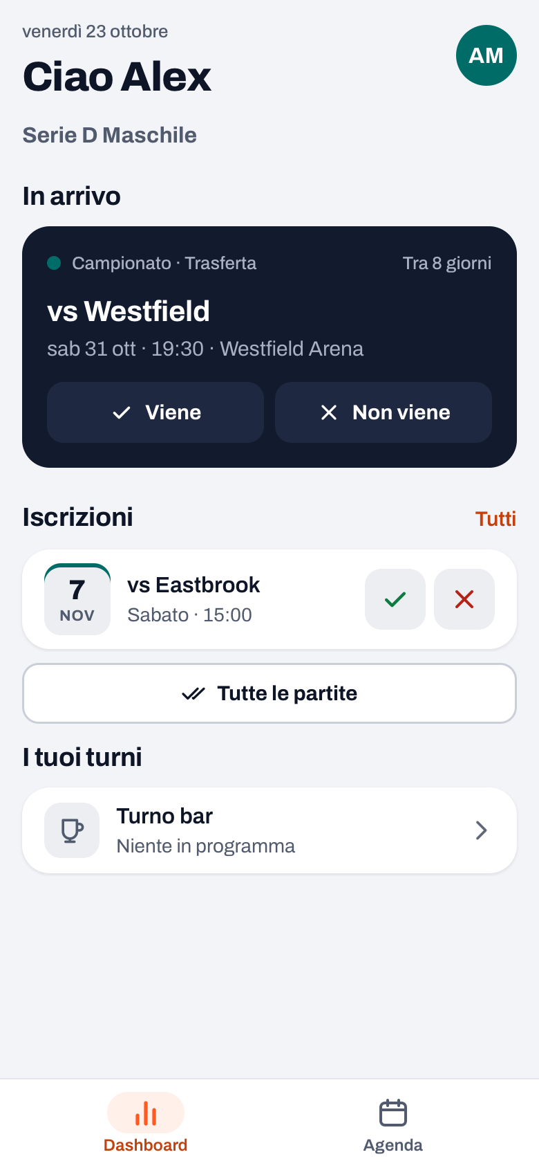 Dashboard di un genitore nell'app Koach: In arrivo con i pulsanti Viene e Non viene, Iscrizioni, Tutte le partite e I tuoi turni