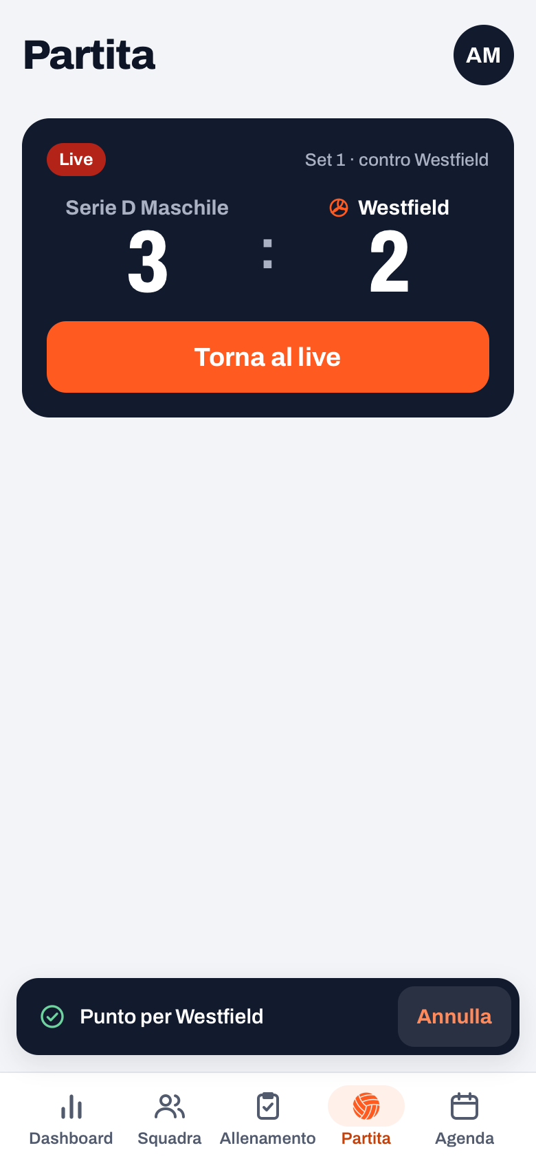 Scheda Partita con il riquadro Live, Set 1 contro Westfield, il punteggio del set in corso e il pulsante arancione Torna al live
