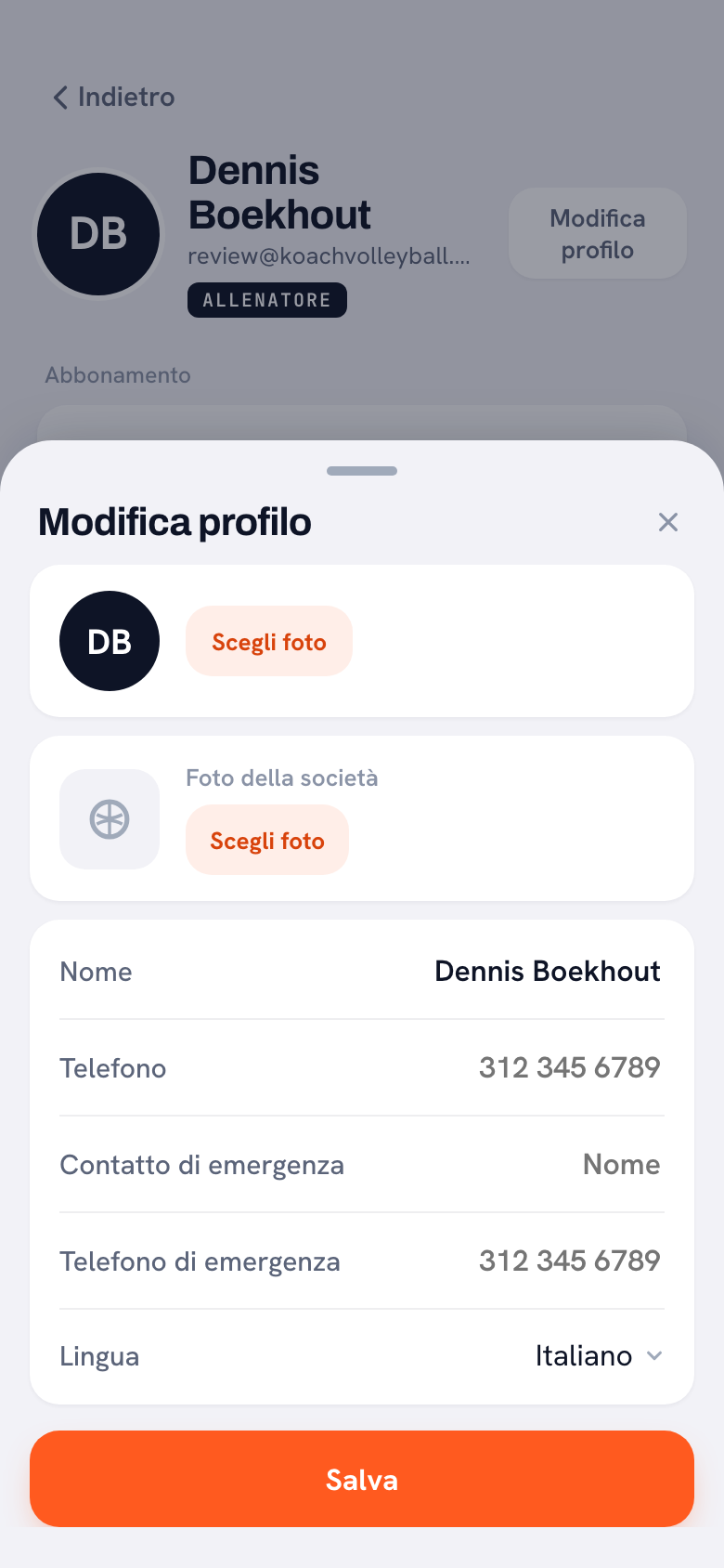 La finestra Modifica profilo nell'app Koach, dove gestisci i tuoi dati: nome, telefono, contatto di emergenza, telefono di emergenza e lingua