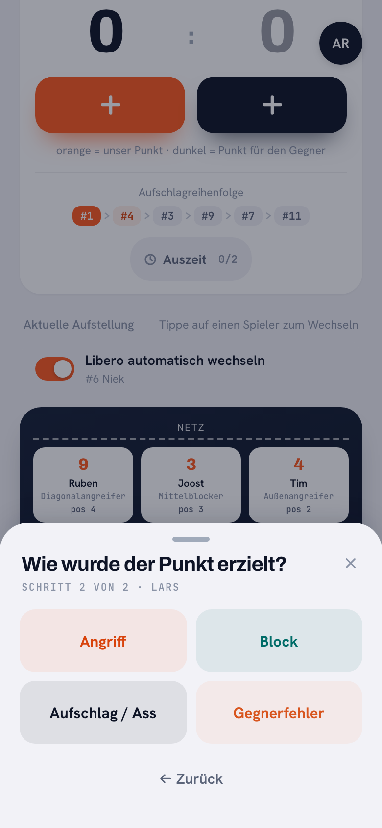 Schritt 2 von 2 in der Koach-App: Wie wurde der Punkt erzielt? mit den Knöpfen Angriff, Block, Aufschlag / Ass und Gegnerfehler