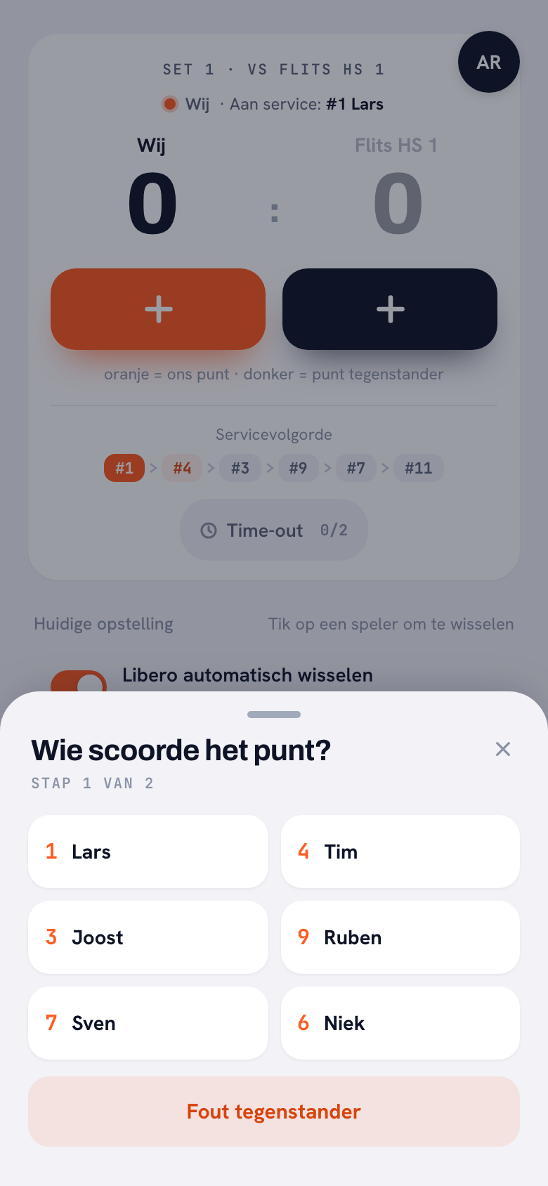 Het scherm Wie scoorde het punt? in de Koach-app: stap 1 van 2, met de zes veldspelers en de knop Fout tegenstander