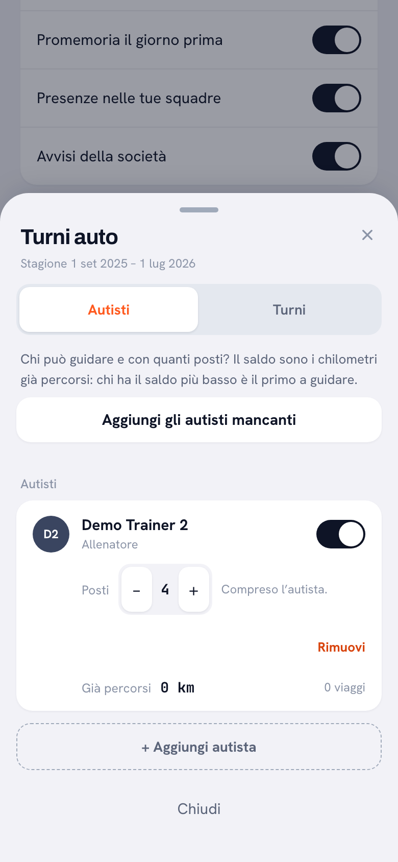 Il foglio Turni auto nella scheda Autisti: un autista, Demo Trainer 2, con quattro posti compreso il conducente e la riga Già guidati 0 km, 0 viaggi.