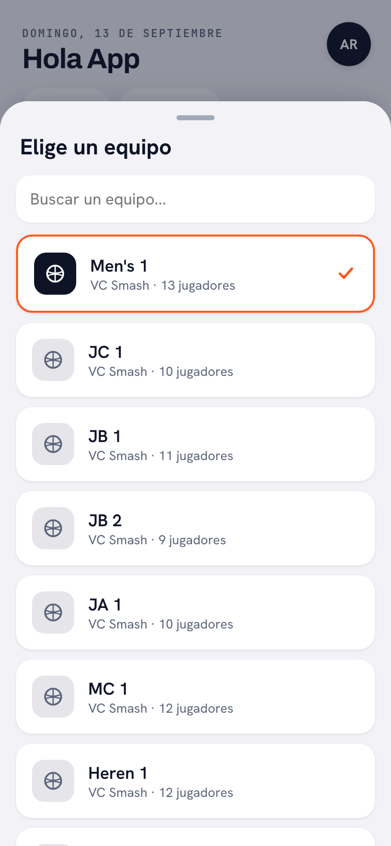 La hoja «Elige un equipo» con un buscador y debajo los equipos del VC Smash: arriba Men’s 1 con un borde naranja y una marca de verificación, y después JC 1, JB 1, JB 2, JA 1, MC 1 y Heren 1, cada uno con su número de jugadores.