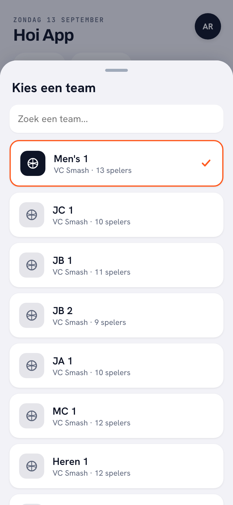 Het blad 'Kies een team' in Koach, met een zoekveld en daaronder de teams van democlub VC Smash: Men's 1, JC 1, JB 1, JB 2, JA 1, MC 1 en Heren 1.