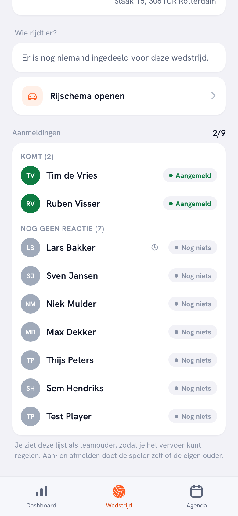 Het wedstrijdtabblad zoals een teamouder het ziet, met de aanmeldlijst van het team en de knop om het rijschema te openen