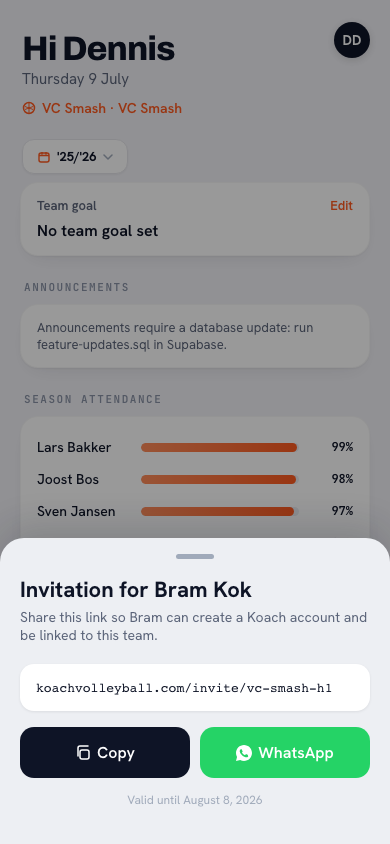 Inviting in the Koach app: shareable team link with each player's status shown as accepted or pending