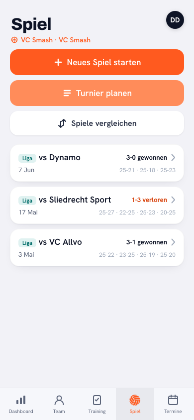 Spielübersicht in der Koach-App mit der verknüpften Ligatabelle: pro Team Position, gespielt, Punkte und Sätze